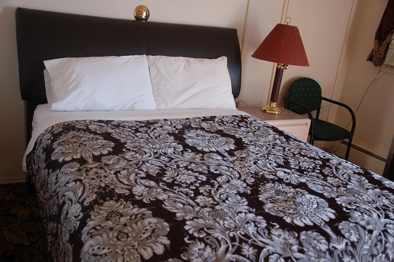 Stardust Motel Shaunavon Phòng bức ảnh